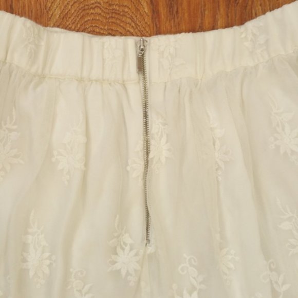 🚨SOLD🚨Zara Woman Lace Mini Skirt Cream XS - Picture 7 of 7